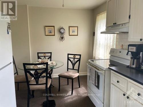 22 Casselman Street, South Dundas, ON - Indoor Photo Showing Kitchen