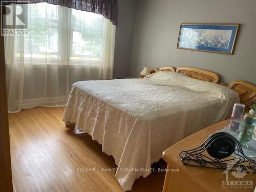 22 Casselman Street, South Dundas, ON - Indoor Photo Showing Bedroom