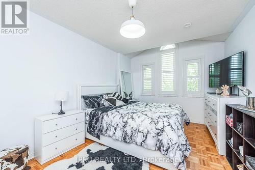 66 Skylark Drive, Vaughan, ON - Indoor Photo Showing Bedroom