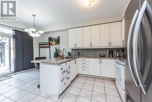 66 Skylark Drive, Vaughan, ON - Indoor Photo Showing Kitchen