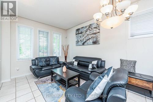 66 Skylark Drive, Vaughan, ON - Indoor Photo Showing Living Room