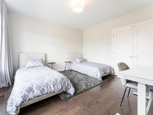 Chambre Ã Â coucher - 3900 Rue Eric-Goldberg, Montréal (Saint-Laurent), QC - Indoor Photo Showing Bedroom