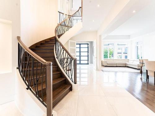 Staircase - 3900 Rue Eric-Goldberg, Montréal (Saint-Laurent), QC - Indoor Photo Showing Other Room