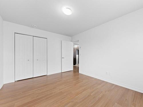 Bedroom - P-03-150 Rue De La Maçonnerie, Châteauguay, QC - Indoor Photo Showing Other Room