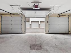 Garage - 