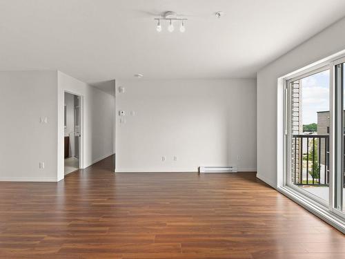 Living room - D-04-150 Rue De La Maçonnerie, Châteauguay, QC - Indoor Photo Showing Other Room