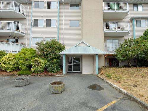 412-3185 Barons Rd, Nanaimo, BC - Outdoor