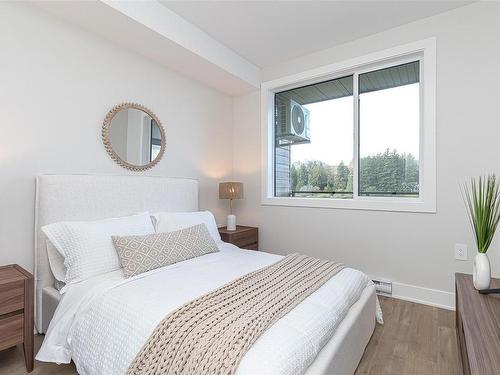 415-1361 Goldstream Ave, Langford, BC - Indoor Photo Showing Bedroom