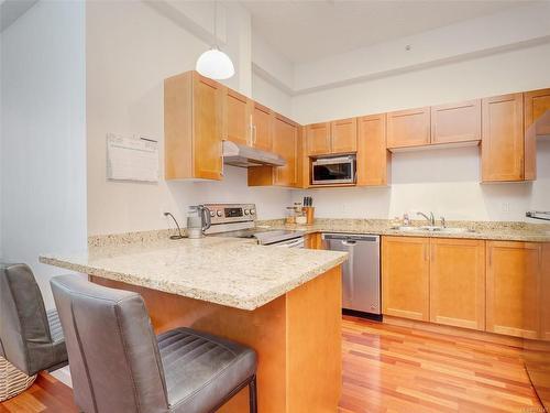 104-827 Fairfield Rd, Victoria, BC - Indoor Photo Showing Kitchen With Stainless Steel Kitchen With Double Sink