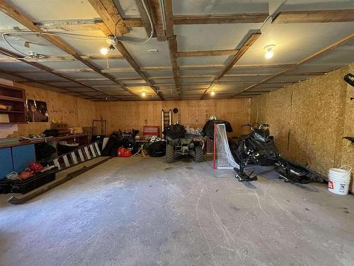 3 Wildwood Trail, Marathon, ON - Indoor Photo Showing Garage