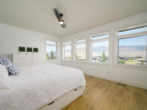 135 Cavesson Way, Kamloops, BC - Indoor Photo Showing Bedroom