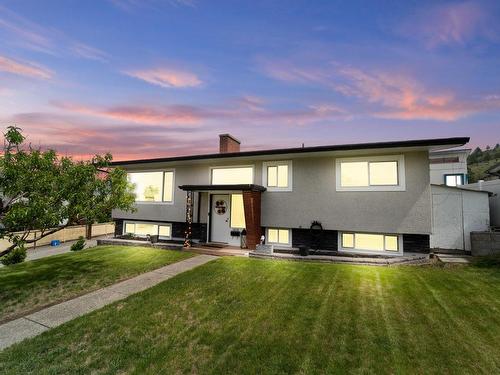 1515 Robinson Cres, Kamloops, BC - Outdoor