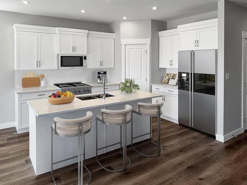 1618 Pine Street, Merritt, BC - Indoor Photo Showing Kitchen