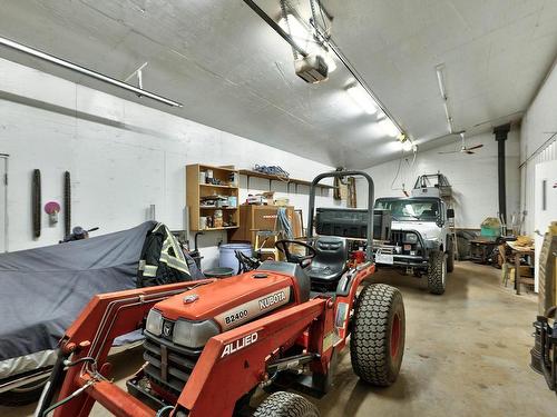 4761 Atwater Road, Logan Lake, BC - Indoor Photo Showing Garage