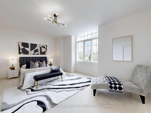 2238 Lyndhurst Dr, Oakville, ON - Indoor Photo Showing Bedroom