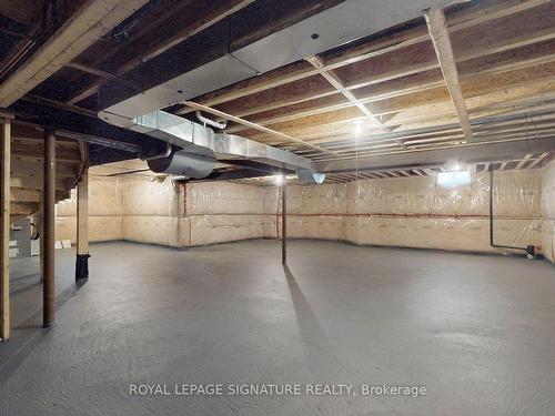 2238 Lyndhurst Dr, Oakville, ON - Indoor Photo Showing Basement