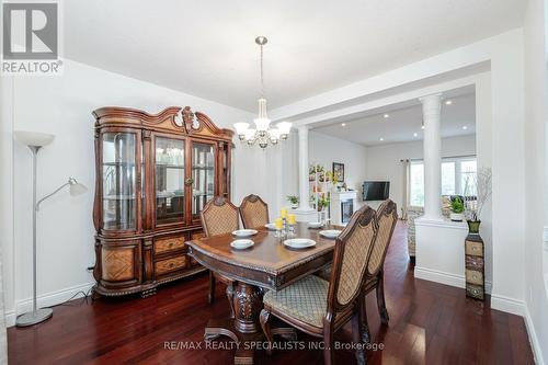 72 Hinrichs Crescent, Cambridge, ON - Indoor Photo Showing Dining Room