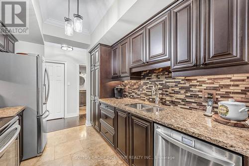 412 - 43 Ferndale Drive S, Barrie (Ardagh), ON - Indoor Photo Showing Kitchen With Stainless Steel Kitchen With Double Sink With Upgraded Kitchen