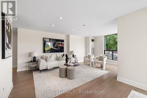 101 - 1155 Bough Beeches Boulevard, Mississauga (Rathwood), ON - Indoor Photo Showing Living Room