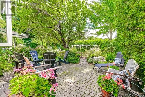 1242 Kensington Park Road, Oakville (Iroquois Ridge South), ON - Outdoor