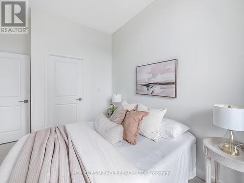 314 - 4011 Brickstone Mews, Mississauga (City Centre), ON - Indoor Photo Showing Bedroom