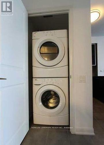 2906 - 5168 Yonge Street, Toronto, ON - Indoor Photo Showing Laundry Room