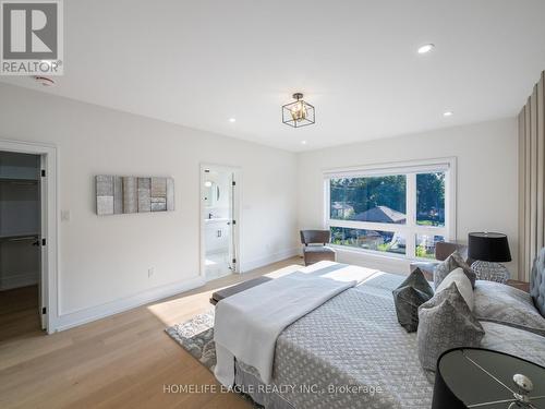 48 Atlee Avenue, Toronto (Birchcliffe-Cliffside), ON - Indoor Photo Showing Bedroom