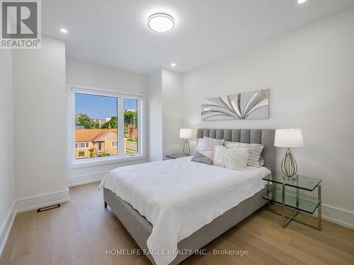 48 Atlee Avenue, Toronto (Birchcliffe-Cliffside), ON - Indoor Photo Showing Bedroom