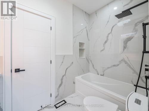 48 Atlee Avenue, Toronto (Birchcliffe-Cliffside), ON - Indoor Photo Showing Bathroom