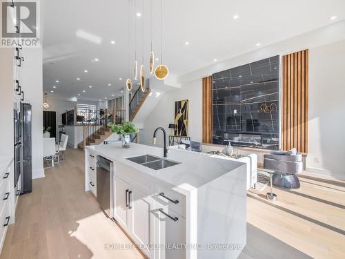 48 Atlee Avenue, Toronto (Birchcliffe-Cliffside), ON - Indoor Photo Showing Kitchen With Double Sink With Upgraded Kitchen