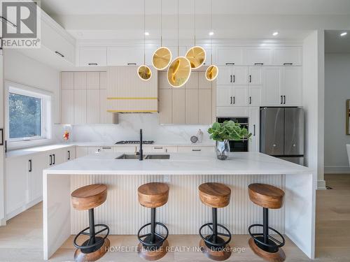 48 Atlee Avenue, Toronto (Birchcliffe-Cliffside), ON - Indoor Photo Showing Kitchen With Upgraded Kitchen