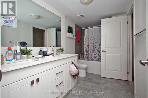 1703 Pleasure Valley Path, Oshawa, ON - Indoor Photo Showing Bathroom