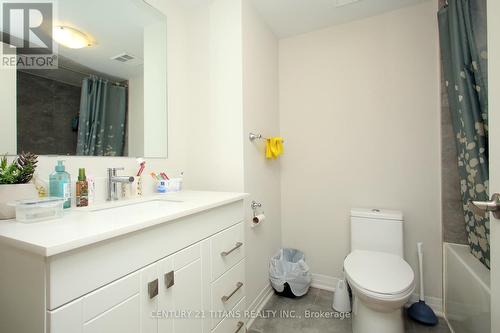 1703 Pleasure Valley Path, Oshawa, ON - Indoor Photo Showing Bathroom