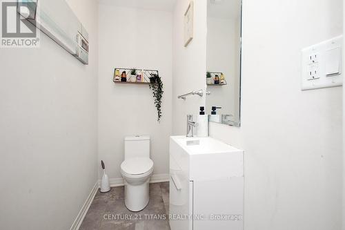 1703 Pleasure Valley Path, Oshawa, ON - Indoor Photo Showing Other Room