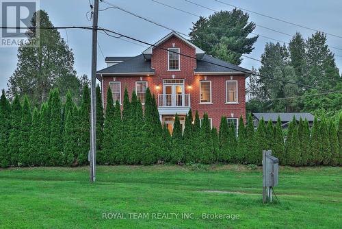 229 Hedge Road, Georgina, ON - Outdoor