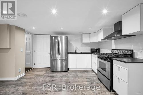 Lower - 1 Queen Isabella Crescent, Vaughan, ON - Indoor Photo Showing Kitchen