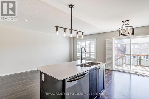 119 Rutherford Road, Bradford West Gwillimbury, ON - Indoor Photo Showing Kitchen With Double Sink