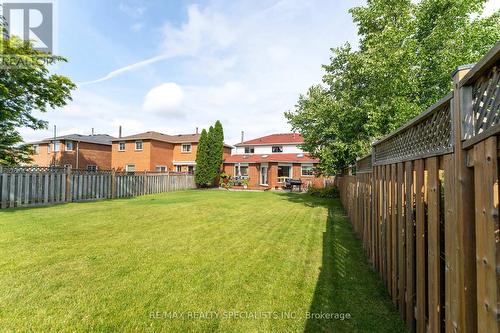 2582 Ambercroft Trail, Mississauga (Central Erin Mills), ON - Outdoor