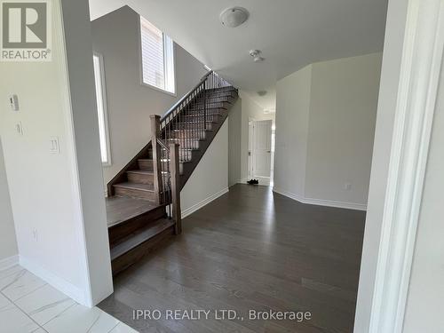 14 Ludlow Drive, Barrie, ON - Indoor Photo Showing Other Room