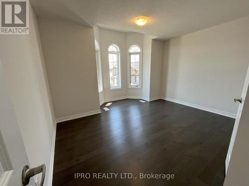 14 Ludlow Drive, Barrie, ON - Indoor Photo Showing Other Room