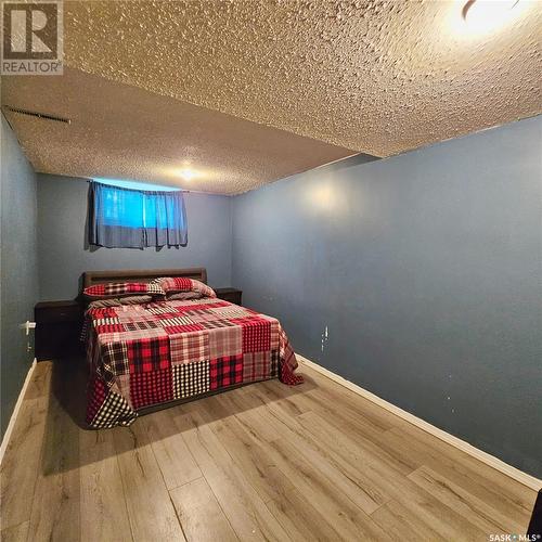 1802 102Nd Street, North Battleford, SK - Indoor Photo Showing Bedroom