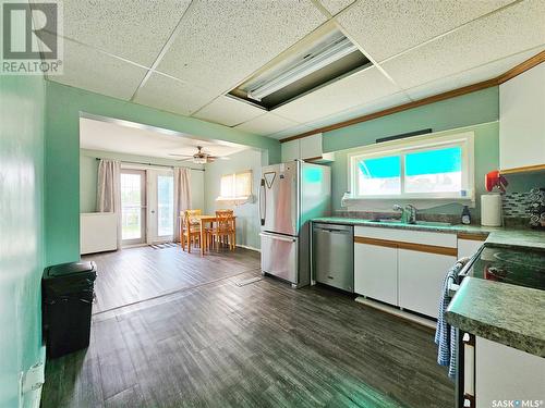 1802 102Nd Street, North Battleford, SK - Indoor Photo Showing Kitchen