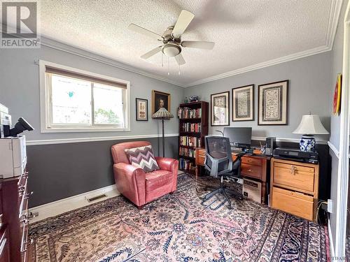 441 Nosov Dr, Iroquois Falls, ON - Indoor Photo Showing Office