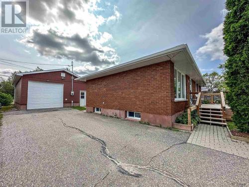 441 Nosov Dr, Iroquois Falls, ON - Outdoor With Exterior