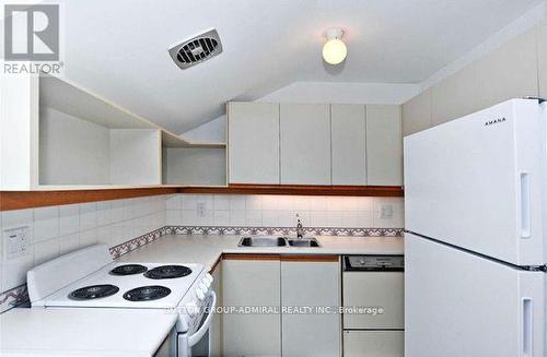 406 Roehampton Avenue, Toronto (Mount Pleasant East), ON - Indoor Photo Showing Kitchen With Double Sink