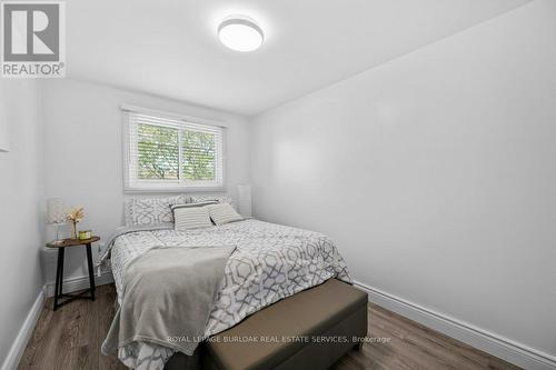 55 - 120 Quigley Road, Hamilton (Vincent), ON - Indoor Photo Showing Bedroom