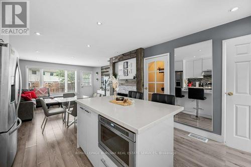 55 - 120 Quigley Road, Hamilton (Vincent), ON - Indoor Photo Showing Kitchen