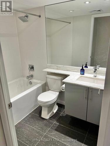 501 - 75 East Liberty Street, Toronto (Niagara), ON - Indoor Photo Showing Bathroom