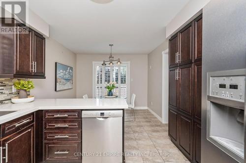 31 Zachary Drive, Brampton (Snelgrove), ON - Indoor Photo Showing Kitchen