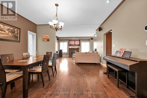 61 Provident Way, Hamilton (Mount Hope), ON - Indoor Photo Showing Dining Room